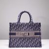 CW 50429 Oblique Book Tote 42 Bag